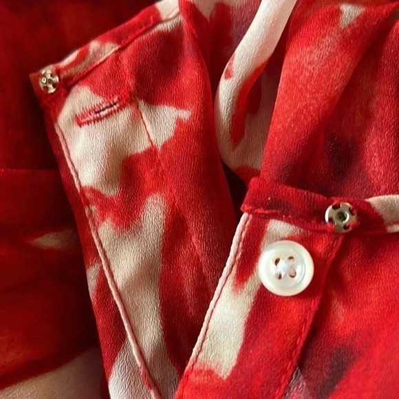 Anne Klein Red White Sheer Floral Blouse Top Size Large - Picture 12 of 12